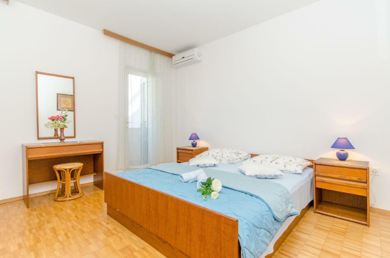 Apartments And Room Sun & Sea Podgora Eksteriør billede